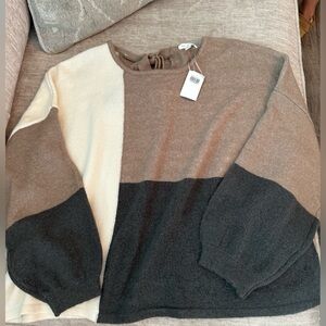 Blu Pepper Sweater NEW WITH TAG!!!